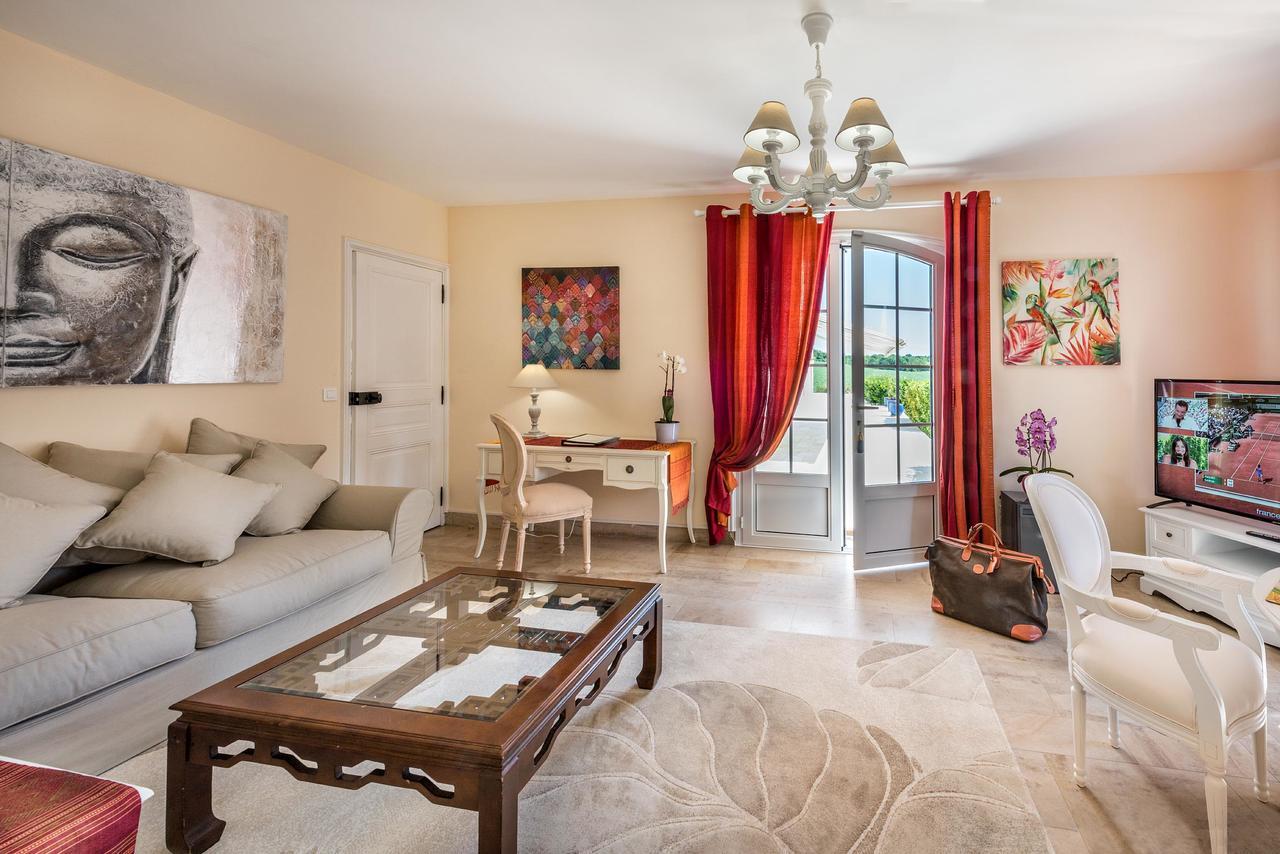 Domaine Du Bois Des Anges 5* Germigny-l'Eveque