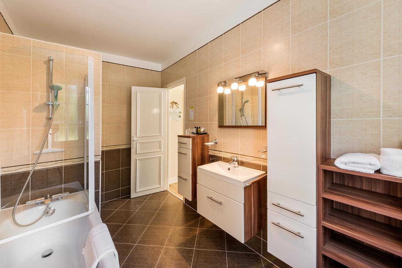 Bed and breakfast Domaine Du Bois Des Anges 5*